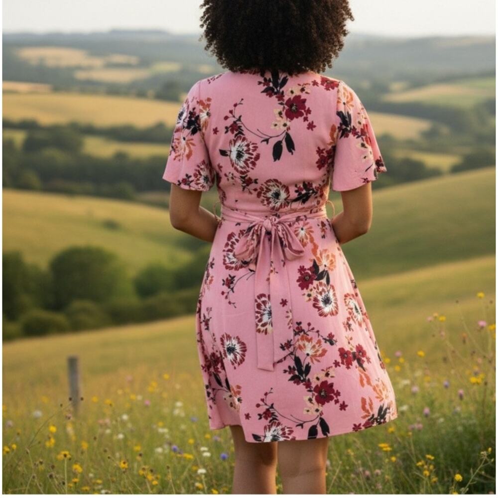 City Chic Pink Floral Mini Wrap Dress Size 20 Work Party Wedding Romantic $100 - Picture 2 of 10
